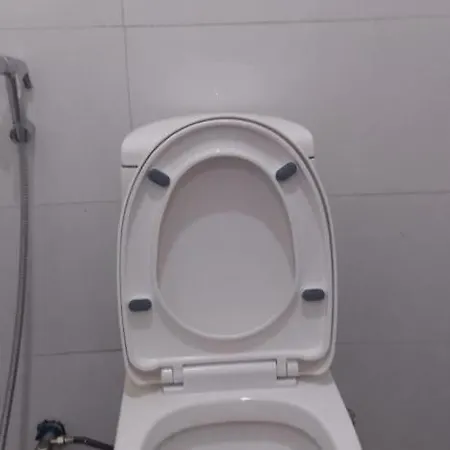 Savannah Suites, 2*
