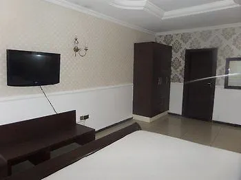 Hotel Savannah Suites,